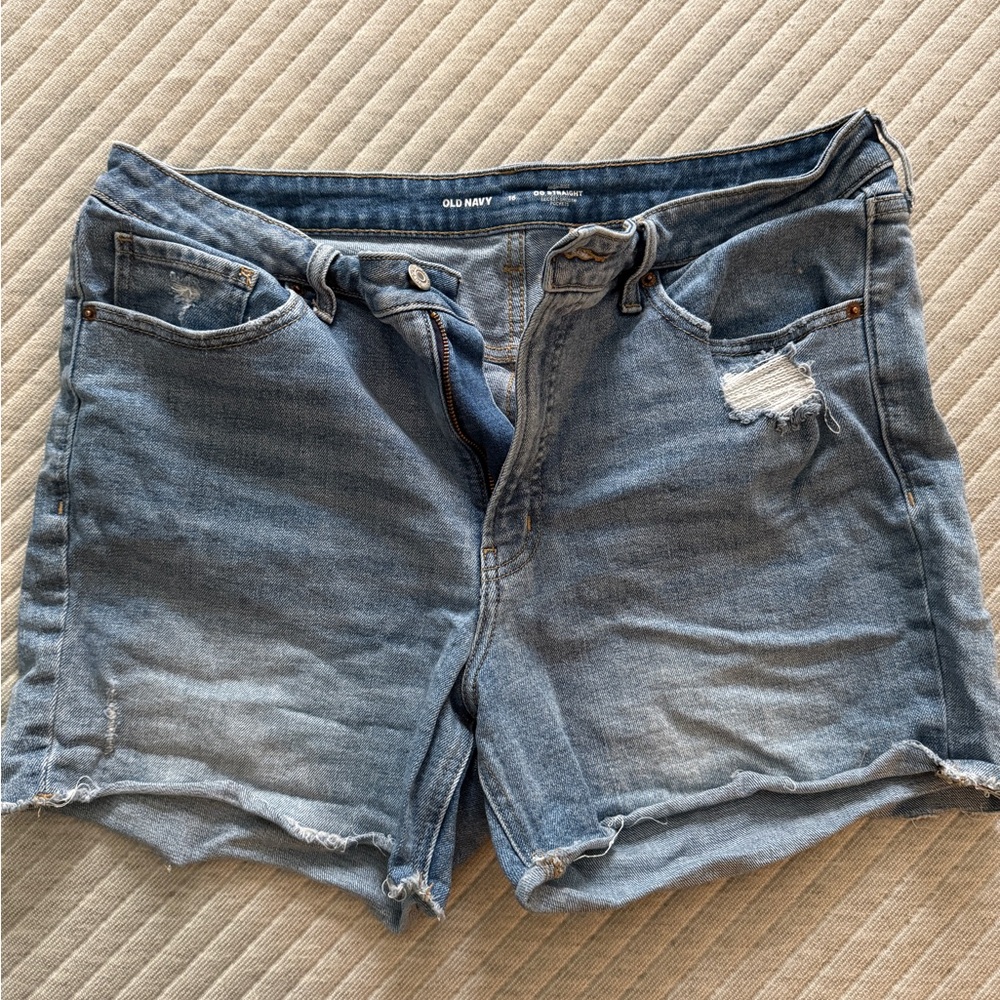 Old Navy Women's Distressed Blue Jean Shorts, 5” inseam